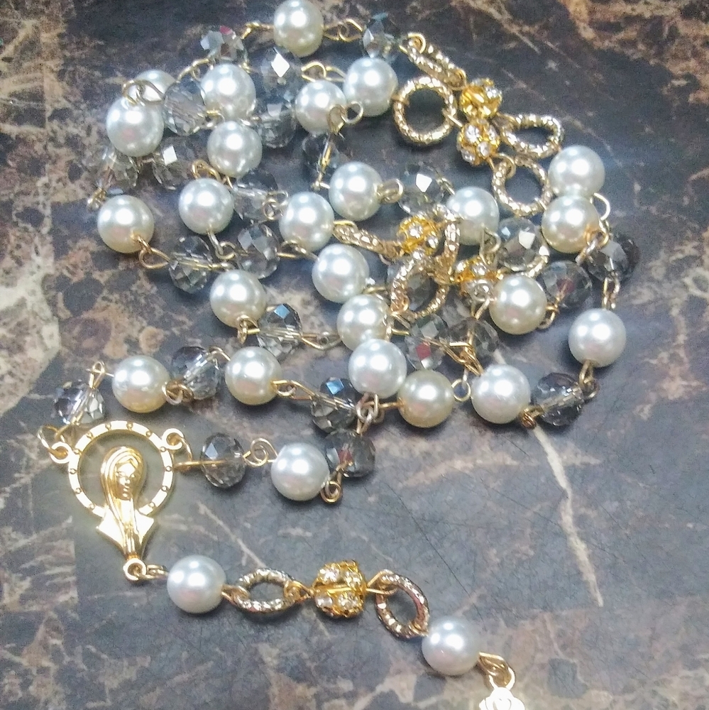 Rosario de cristal con perla